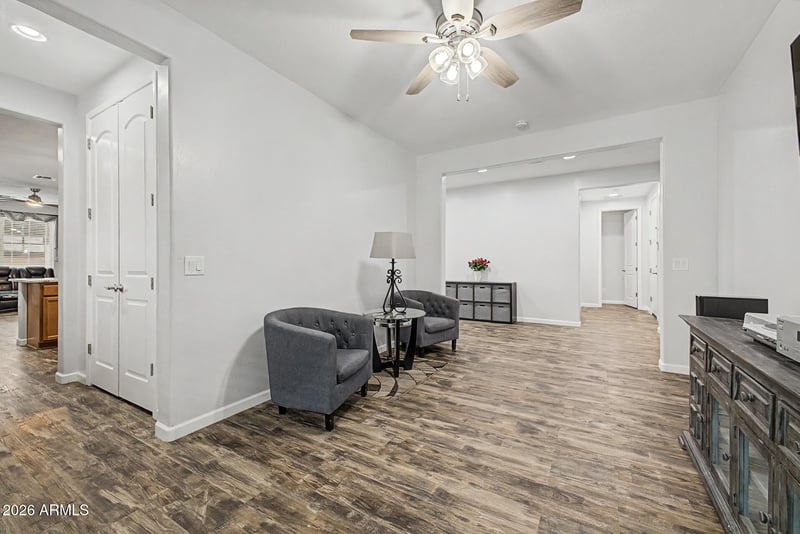 744 Desert Hollow Dr, San Tan Valley, AZ 85143