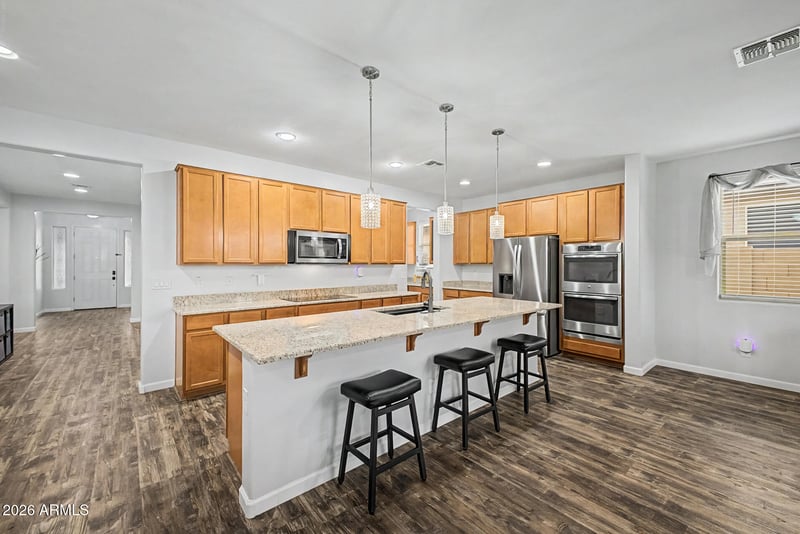 744 Desert Hollow Dr, San Tan Valley, AZ 85143