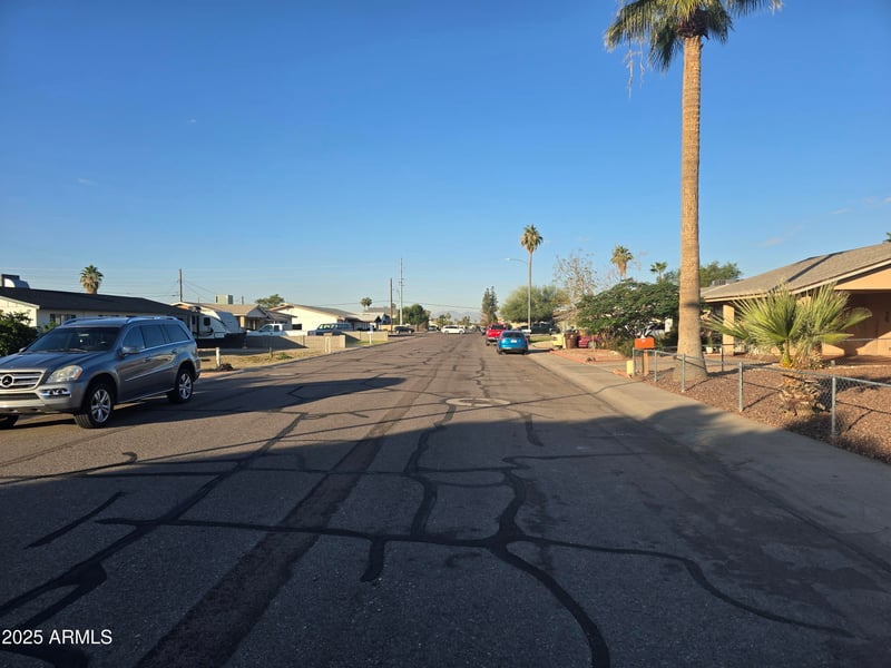 7442 Desert Cove Ave, Peoria, AZ 85345