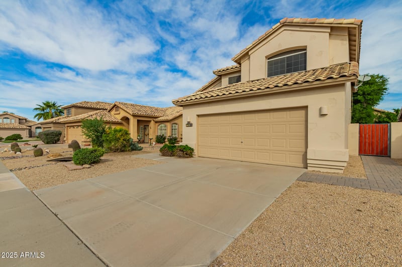 7442 Via Del Sol Dr, Glendale, AZ 85310
