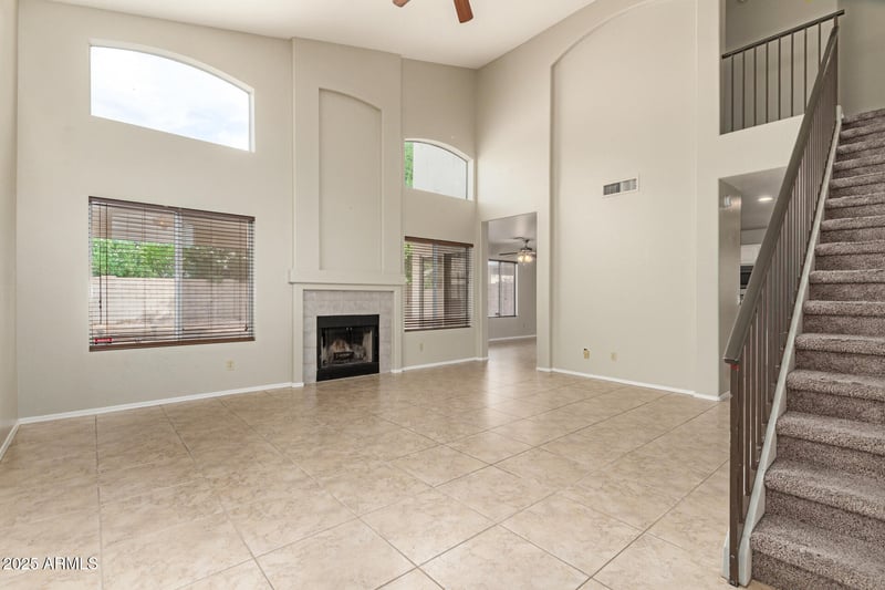 7442 Via Del Sol Dr, Glendale, AZ 85310