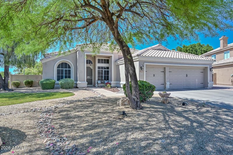 7444 Foothill Dr, Glendale, AZ 85310