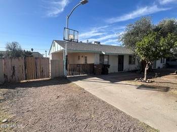 7445 Becker Ln, Peoria, AZ 85345
