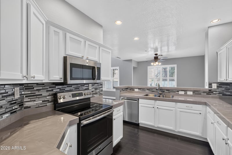 7445 E Eagle Crest Dr #1056, Mesa, AZ 85207