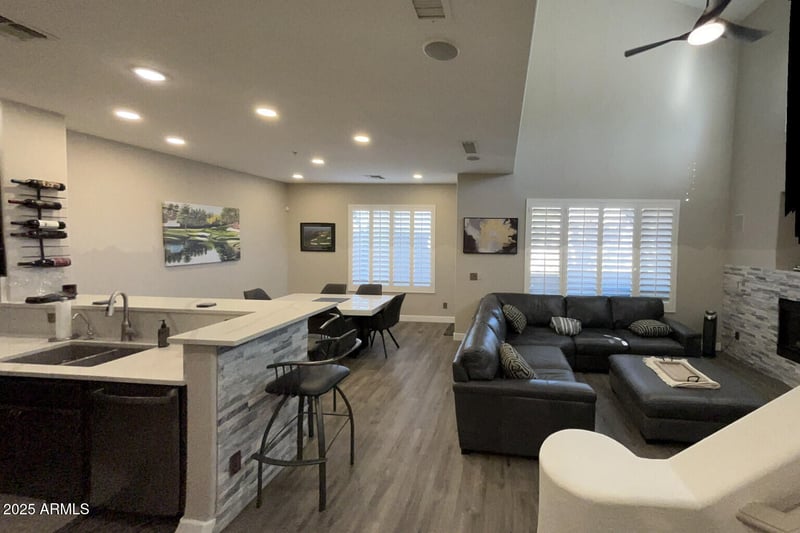 7445 Eagle Crest Dr #1064, Mesa, AZ 85207