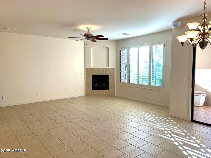 7445 Eagle Crest Dr #1143, Mesa, AZ 85207