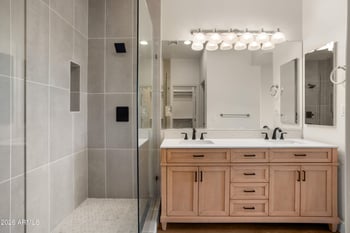 7445 Eagle Crest Dr #2113, Mesa, AZ 85207