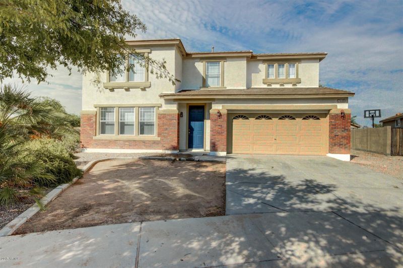 7446 S 40th Ln, Phoenix, AZ 85041