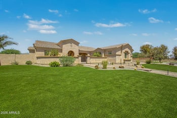 7446 S Tucana Ln, Gilbert, AZ 85298