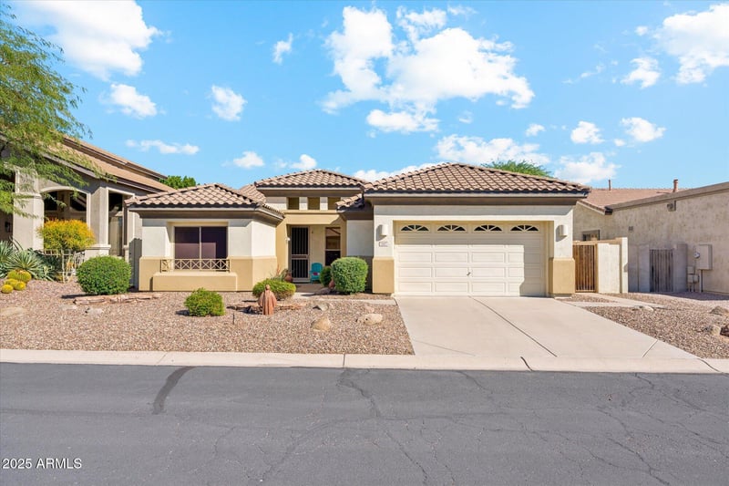7447 Norwood St, Mesa, AZ 85207