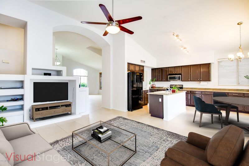 7447 W Paraiso Dr, Glendale, AZ 85310