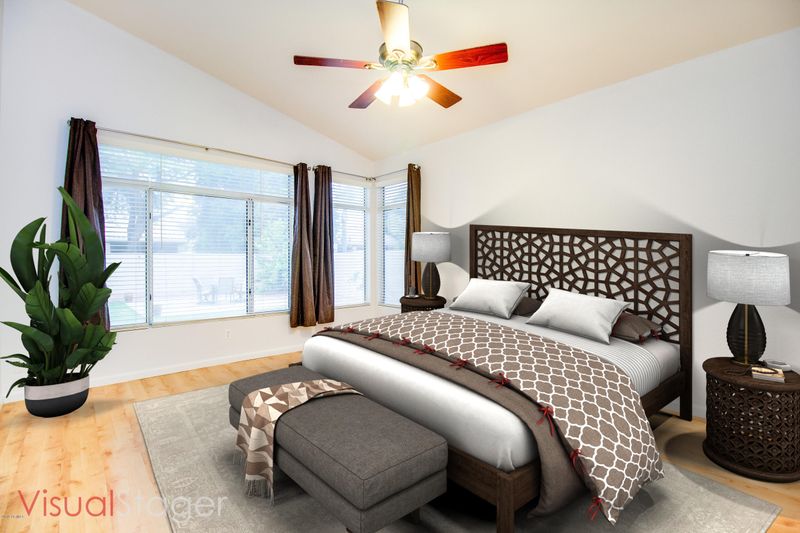 7447 W Paraiso Dr, Glendale, AZ 85310