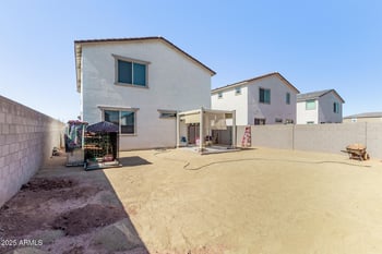 7449 Peck Dr, Glendale, AZ 85303