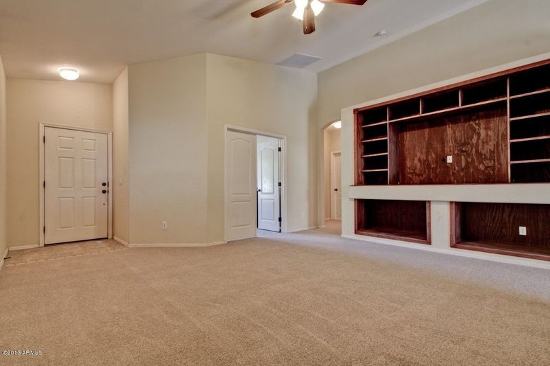 745 E Christopher St, San Tan Valley, AZ 85140