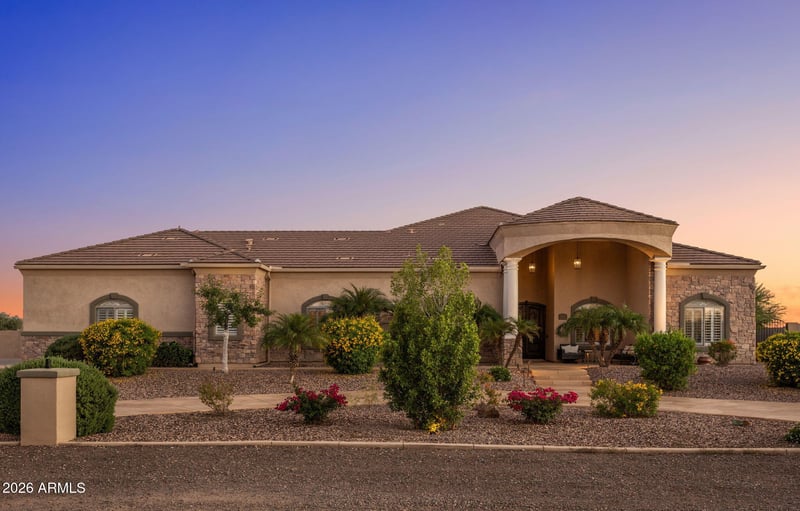 745 W Rhea Rd, San Tan Valley, AZ 85143