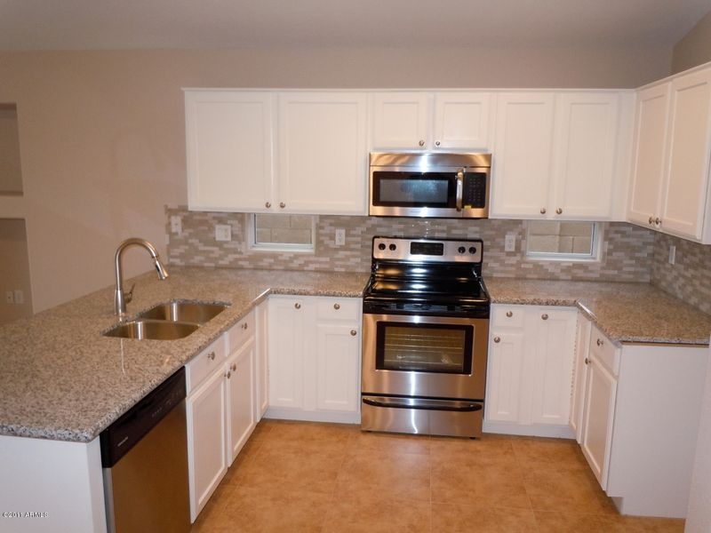 7450 W Fleetwood Ln, Glendale, AZ 85303