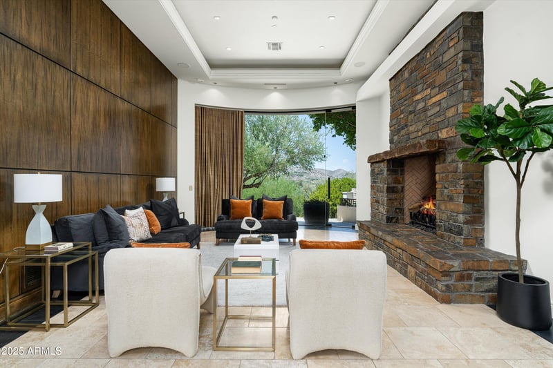 7451 Las Brisas Ln, Paradise Valley, AZ 85253