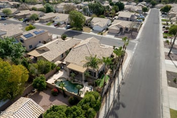 7452 Los Gatos Dr, Glendale, AZ 85310