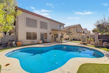 7452 W Potter Dr, Glendale, AZ 85308