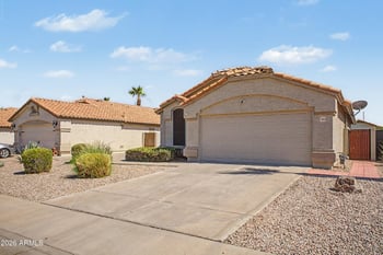 7453 Knowles Ave, Mesa, AZ 85209