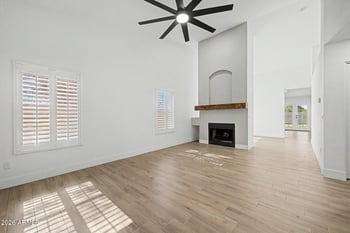 7454 Eva St, Peoria, AZ 85345