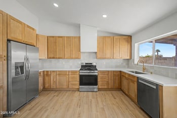7454 Eva St, Peoria, AZ 85345