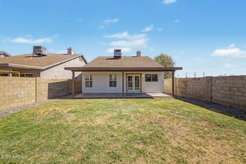 7454 Eva St, Peoria, AZ 85345
