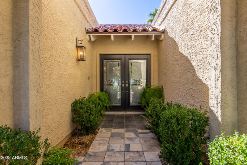 7455 E Mercer Ln, Scottsdale, AZ 85260