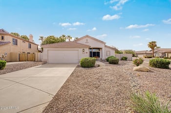 7457 W Tonopah Dr, Glendale, AZ 85308