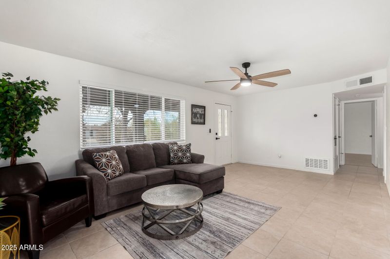 7458 E Clovis Cir, Mesa, AZ 85208