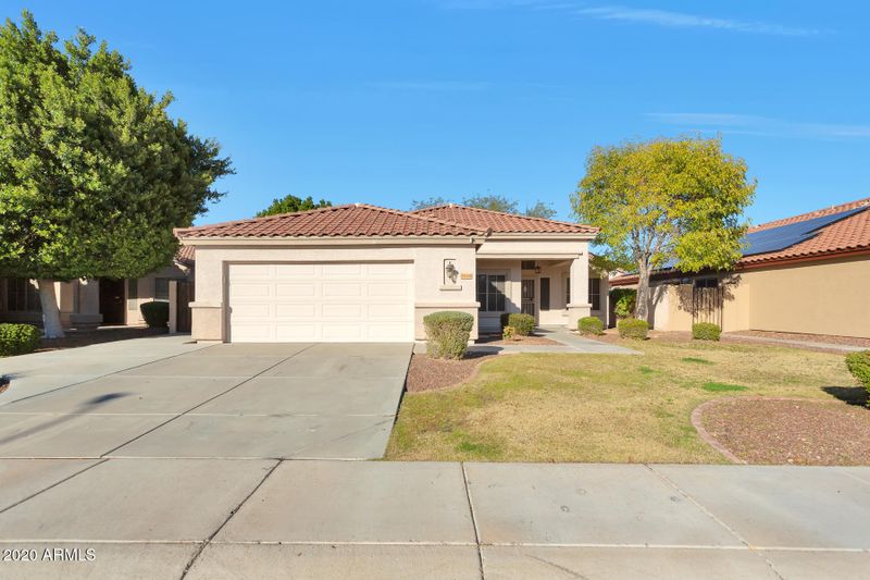 7458 W Mohawk Ln, Glendale, AZ 85308