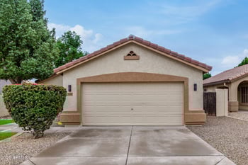 7459 Abraham Ln, Glendale, AZ 85308