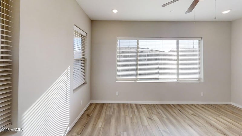 746 Doral Ave #201, Gilbert, AZ 85297