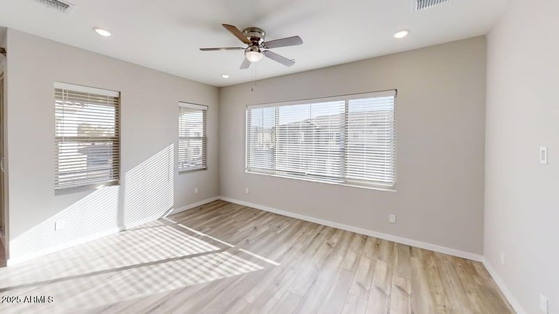 746 Doral Ave #201, Gilbert, AZ 85297