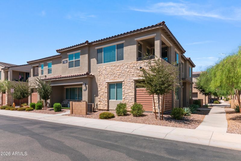 746 E Doral Ave #201, Gilbert, AZ 85297