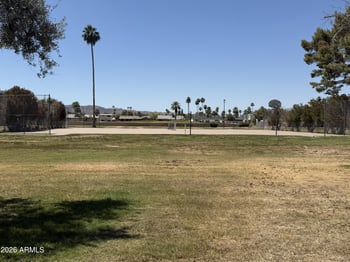 746 Strahan Dr, Tempe, AZ 85283