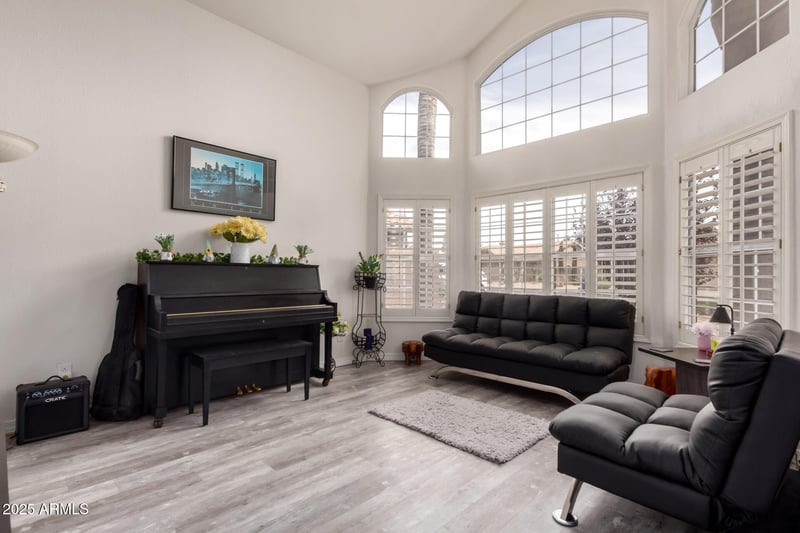 7460 Kiowa Ave, Mesa, AZ 85209