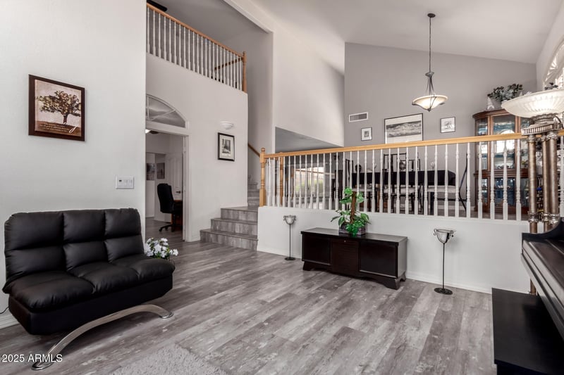 7460 Kiowa Ave, Mesa, AZ 85209