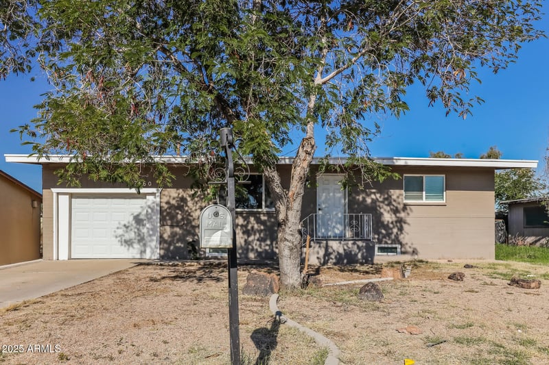 7460 Cinnabar Ave, Peoria, AZ 85345