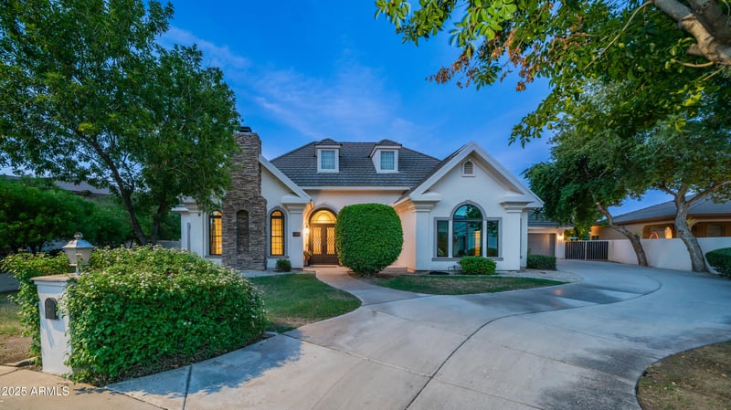 7467 Rita Ln, Tempe, AZ 85283
