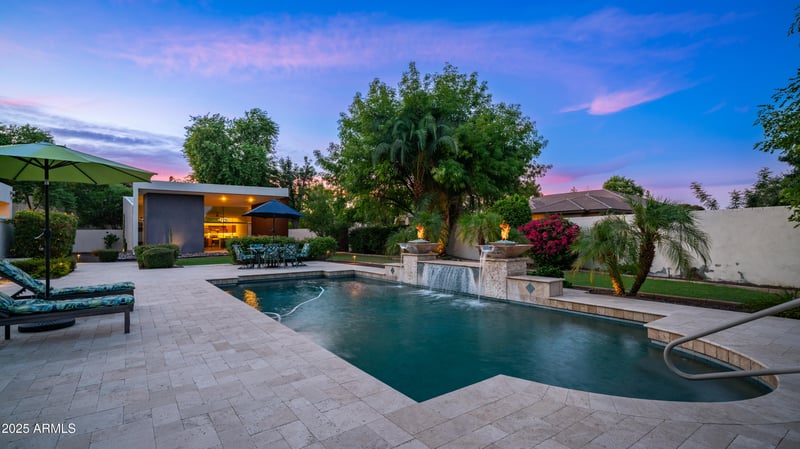 7467 Rita Ln, Tempe, AZ 85283
