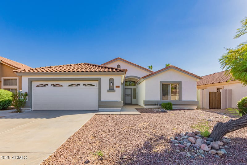 7469 Monona Dr, Glendale, AZ 85308