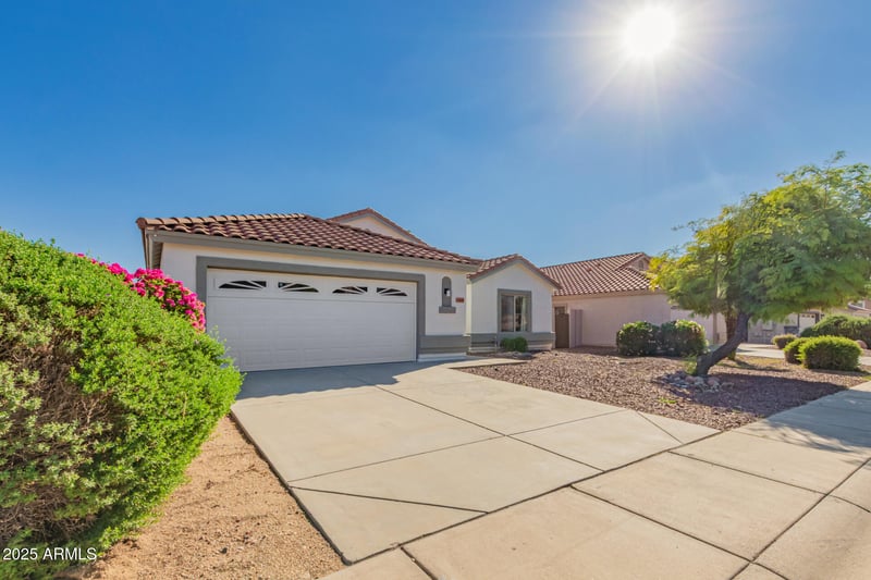 7469 Monona Dr, Glendale, AZ 85308