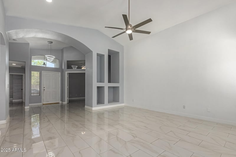7469 Monona Dr, Glendale, AZ 85308