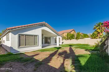 7469 Monona Dr, Glendale, AZ 85308