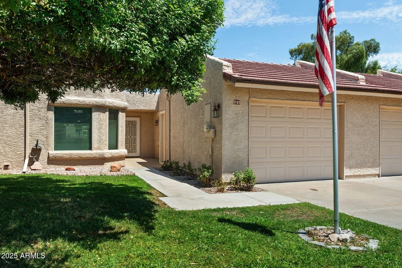747 Arrowwood Way, Mesa, AZ 85208