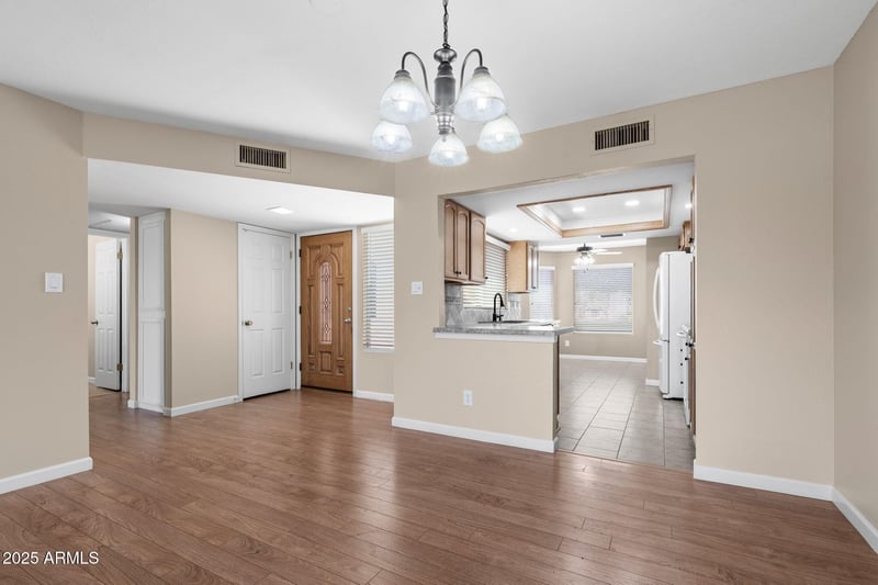 747 Arrowwood Way, Mesa, AZ 85208
