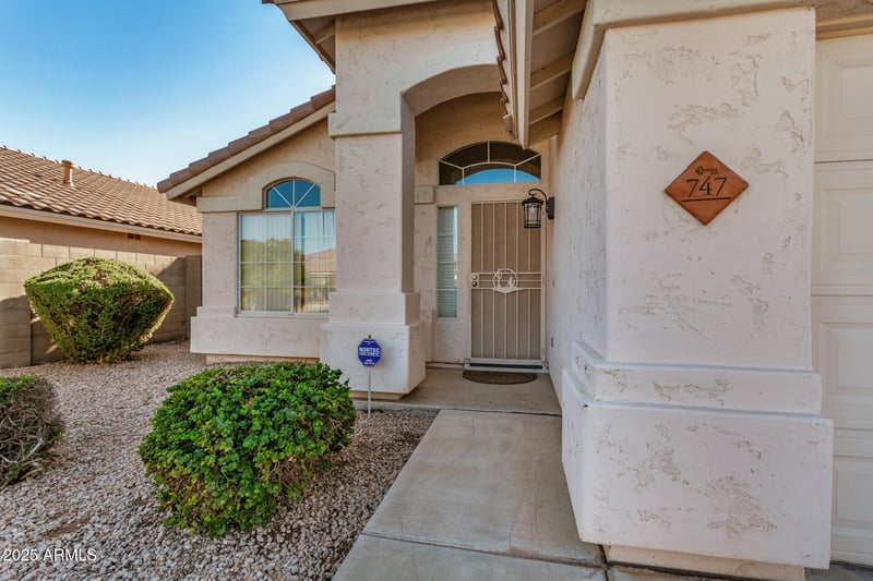 747 Douglas Ave, Gilbert, AZ 85233