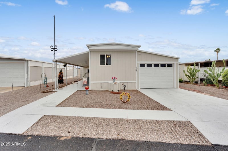 747 Germann Rd #99, San Tan Valley, AZ 85140