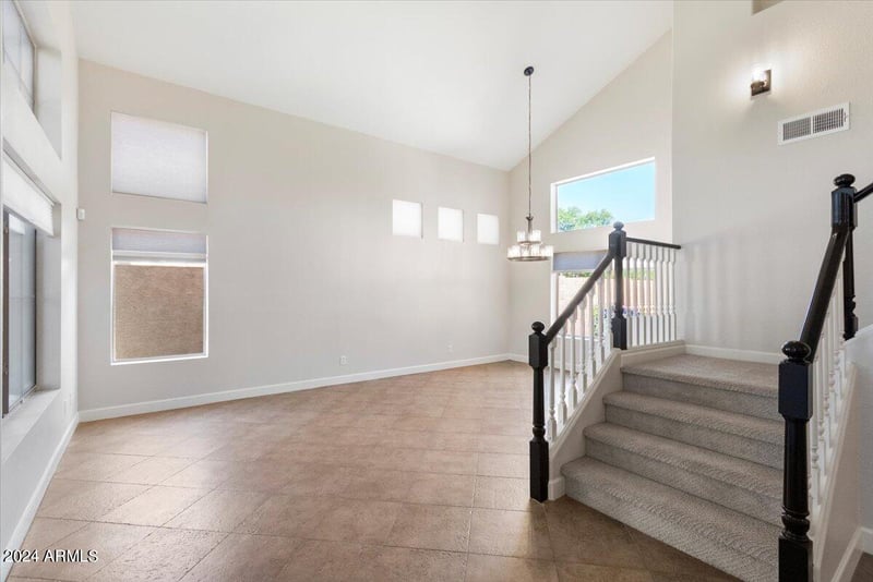 7470 Monona Dr, Glendale, AZ 85308